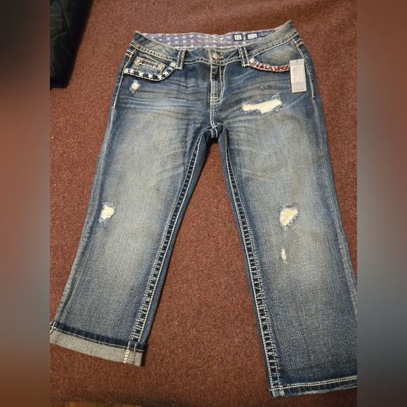 NEW Miss Me Signature Cuff Capri Size 31 - Picture 8 of 12